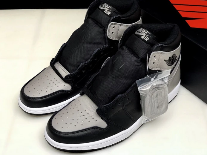 Air Jordan 1 Retro High OG Shadow Black Grey 555088- Trendy 927