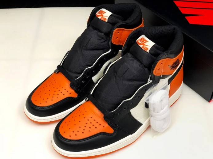 Air Jordan 1 Retro High OG Shattered Backboard555088- StreetReady 929