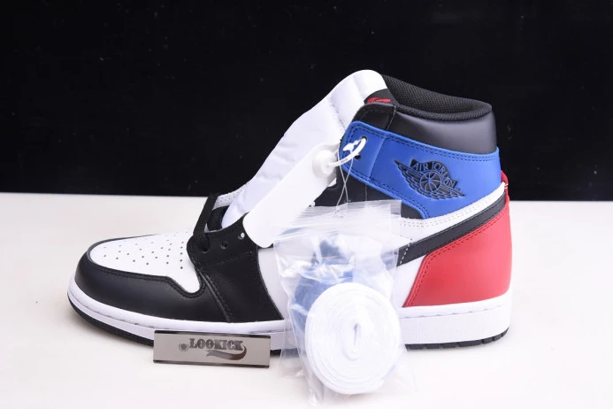 Air Jordan 1 Retro High Top 3 2.0 DA2728- UrbanStyle 894