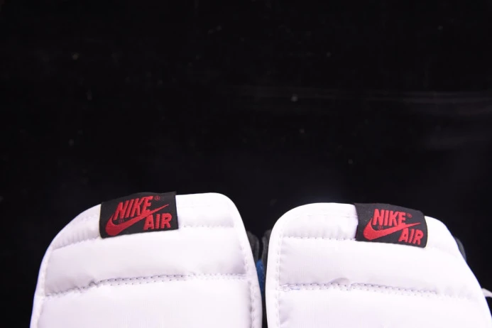 Air Jordan 1 Retro High Top 3 2.0 DA2728- UrbanStyle 894