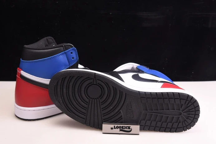 Air Jordan 1 Retro High Top 3 2.0 DA2728- UrbanStyle 894