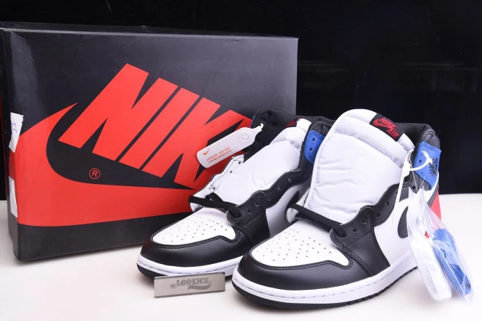 Air Jordan 1 Retro High Top 3 2.0 DA2728- UrbanStyle 894
