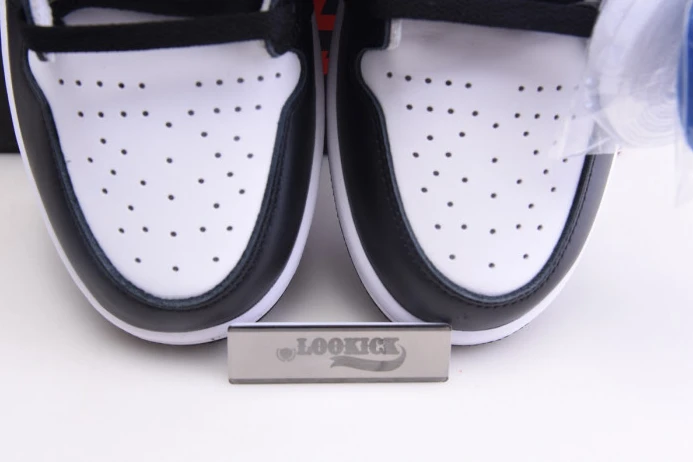 Air Jordan 1 Retro High Top 3 2.0 DA2728- UrbanStyle 894