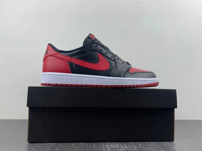 Air Jordan 1 Retro Low Bred 705329- WellDesigned 759