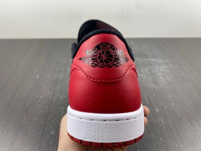 Air Jordan 1 Retro Low Bred 705329- WellDesigned 759