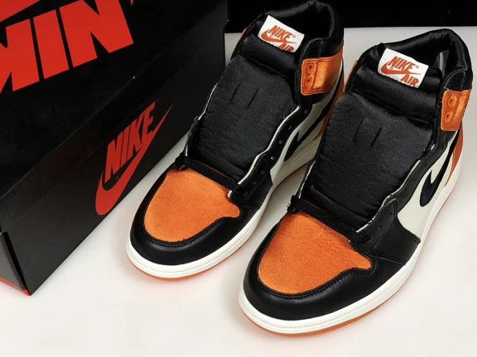 Air Jordan 1 Retro Womens Satin Shattered Backboard AV3725- EasyMatch 915