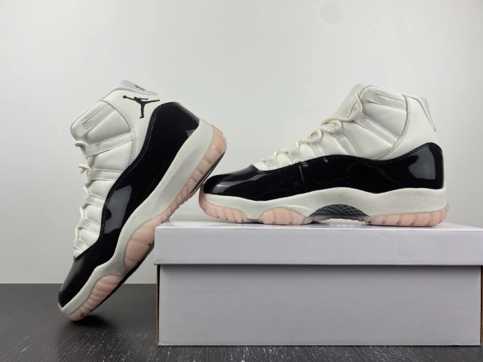 Air Jordan 11 WMNS Neapolitan AR0715- NewStyle 716