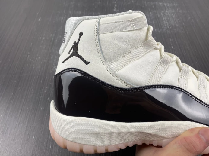 Air Jordan 11 WMNS Neapolitan AR0715- NewStyle 716