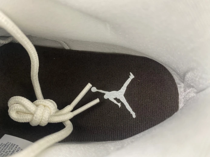 Air Jordan 11 WMNS Neapolitan AR0715- NewStyle 716