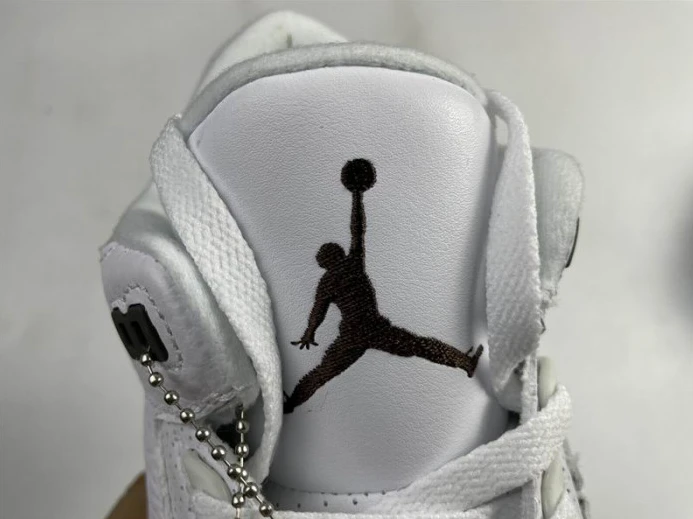 Air Jordan 3 Retro Mocha (2018) 136064- DailyWear 955