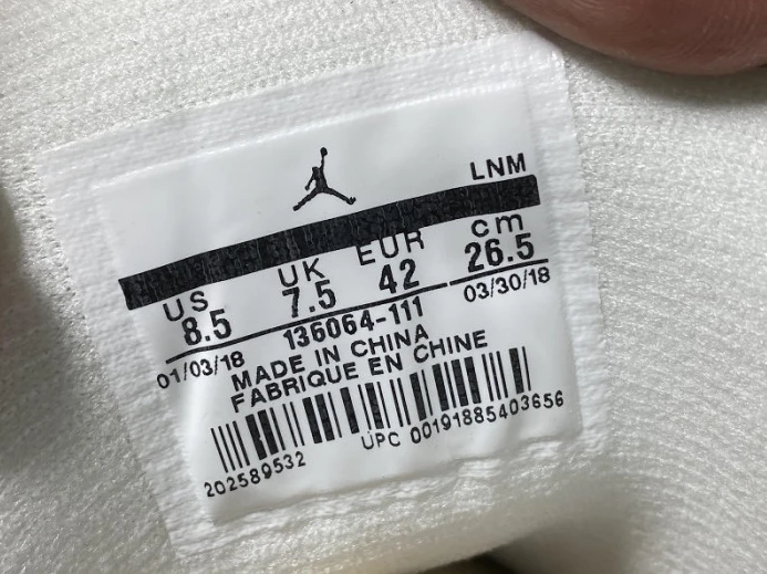 Air Jordan 3 Retro Triple White 136064- DailyWear 980