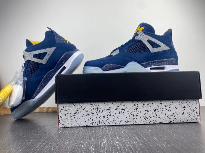 Air Jordan 4 Retro Michigan (PE) AJ4- SmartChoice 1002