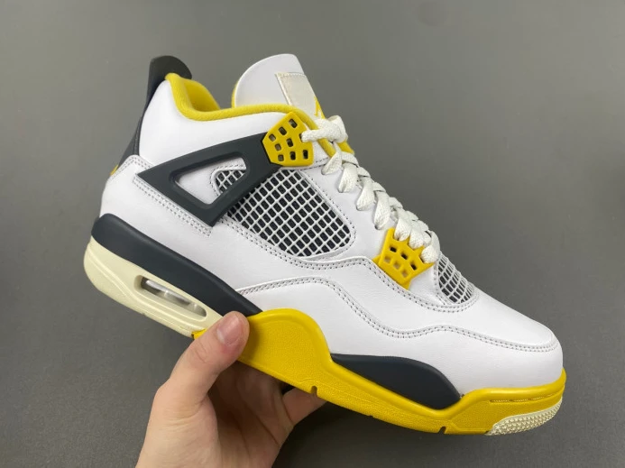 Air Jordan 4 WNNS Vivid Sulfur AQ9129- DailyWear 622