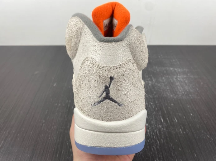 Air Jordan 5 Retro SE Craft Light Orewood Brown FD9222- GoodFit 570