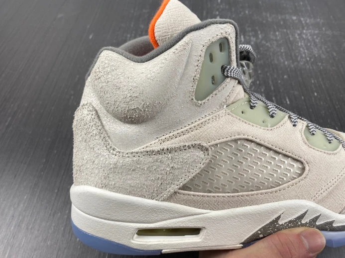 Air Jordan 5 Retro SE Craft Light Orewood Brown FD9222- GoodFit 570