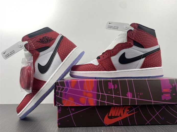Air Jordan Retro 1 High OG Origin Story 555088- Popular 938