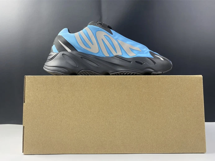 AllSeason ADIDAS Yeezy Boost 700 MNVN 'Bright Cyan' GZ 374