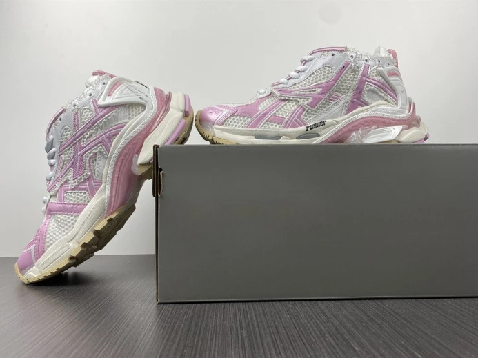 AllSeason BLCG RUNNER SNEAKER 677402 W3RB3 2718