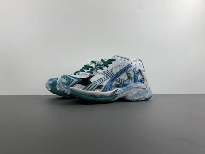 AllSeason BLCG RUNNER SNEAKER 772774 W3RBW 2404