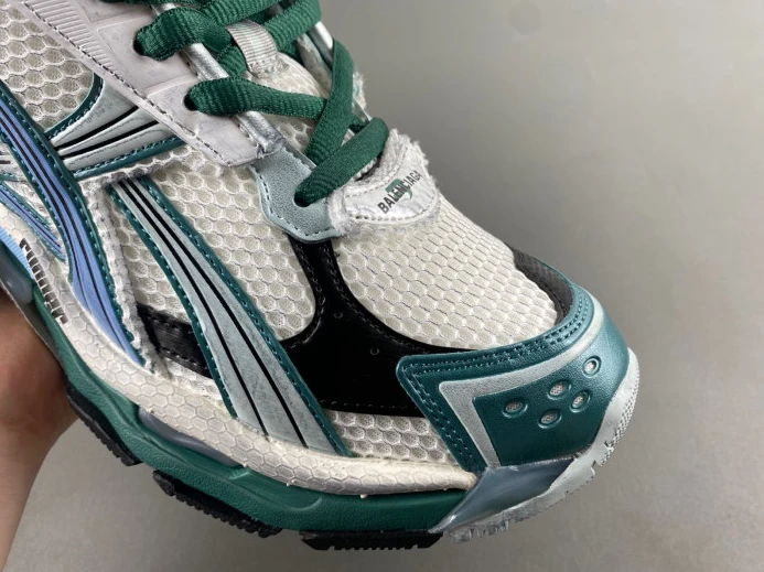 AllSeason BLCG RUNNER SNEAKER 772774 W3RBW 2404