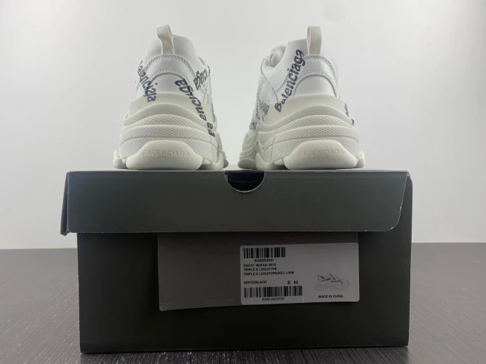 AllSeason BLCG TRIPLE S SNEAKER 536737 W2FAB 2357