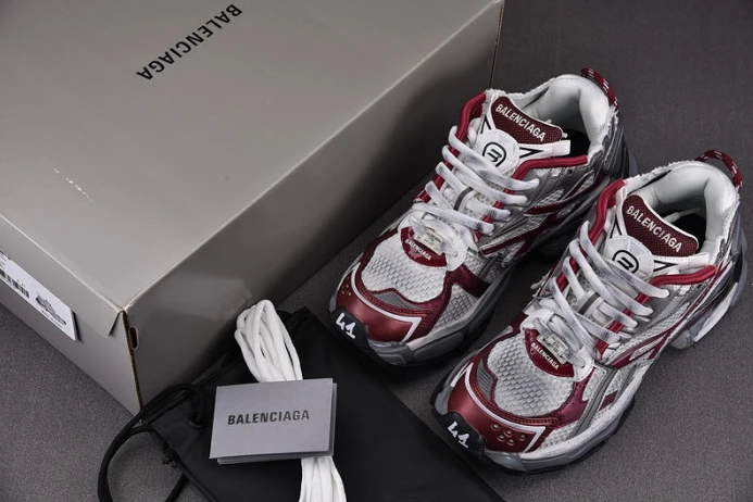 AllSeason Ba*len*cia*ga runner 2186