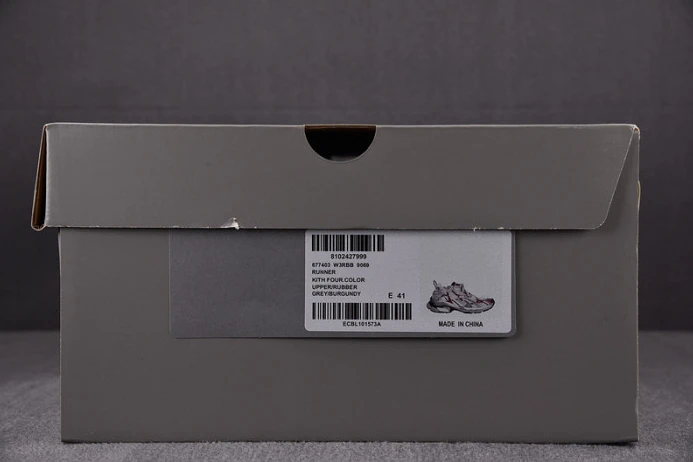 AllSeason Ba*len*cia*ga runner 2186