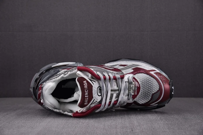 AllSeason Ba*len*cia*ga runner 2186