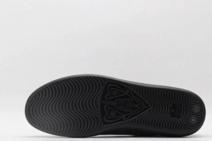 AllSeason GUCC ACE EMBROIDERED LOW-TOP SNEAKER 610085 H2020 2917