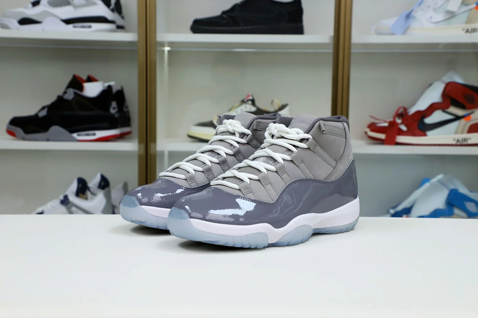 AllSeason Kimikick AIR JORDAN 11 RETRO 'COOL GREY' 1950