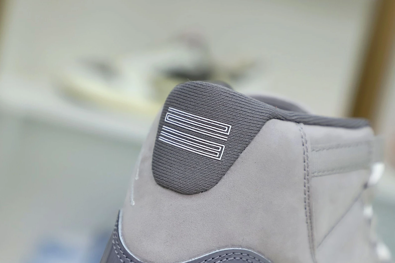AllSeason Kimikick AIR JORDAN 11 RETRO 'COOL GREY' 1950