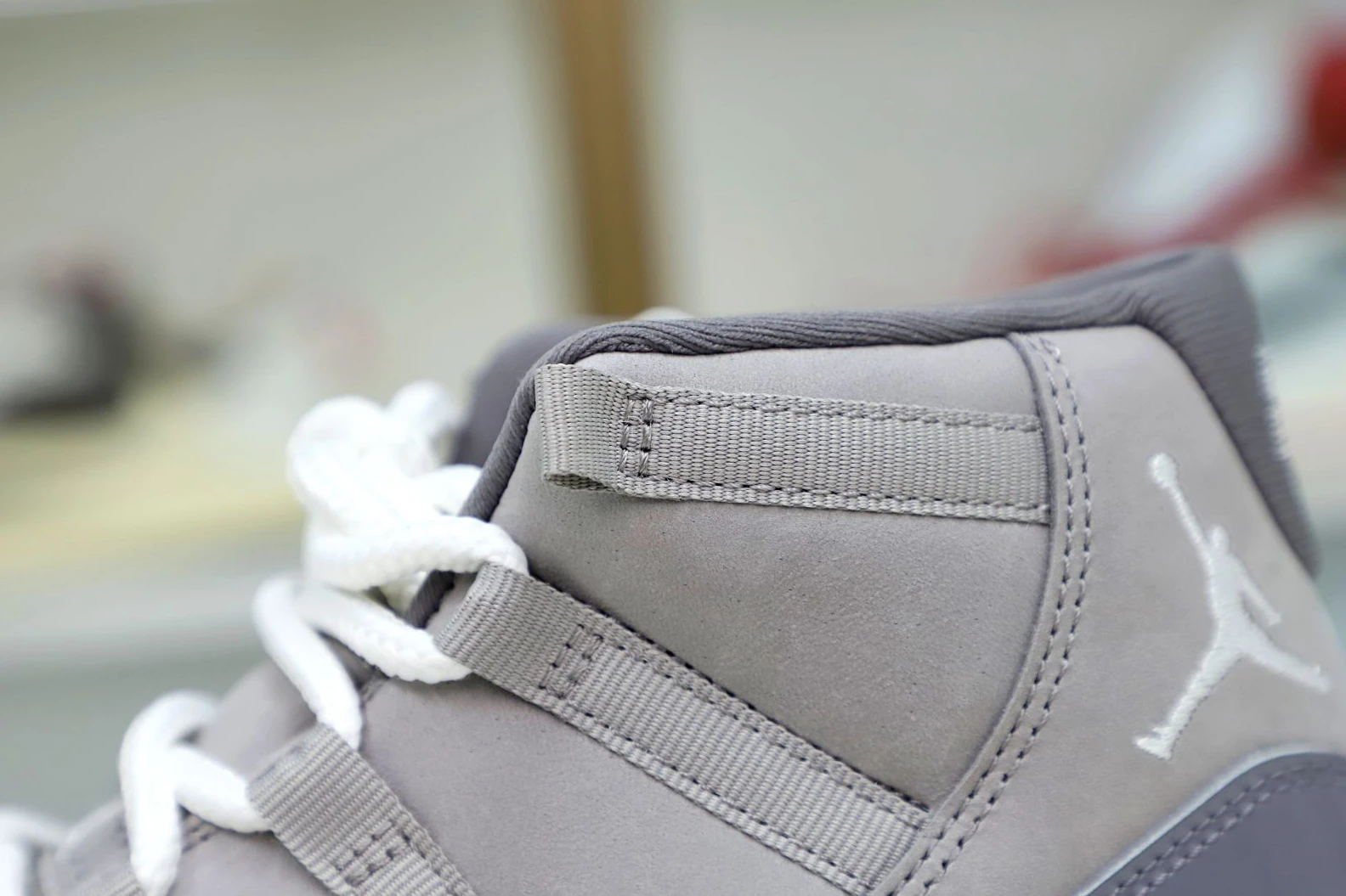 AllSeason Kimikick AIR JORDAN 11 RETRO 'COOL GREY' 1950