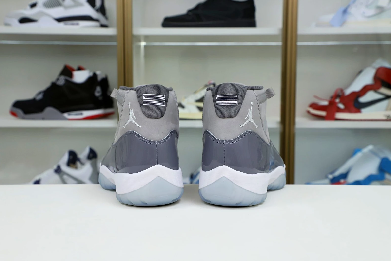 AllSeason Kimikick AIR JORDAN 11 RETRO 'COOL GREY' 1950