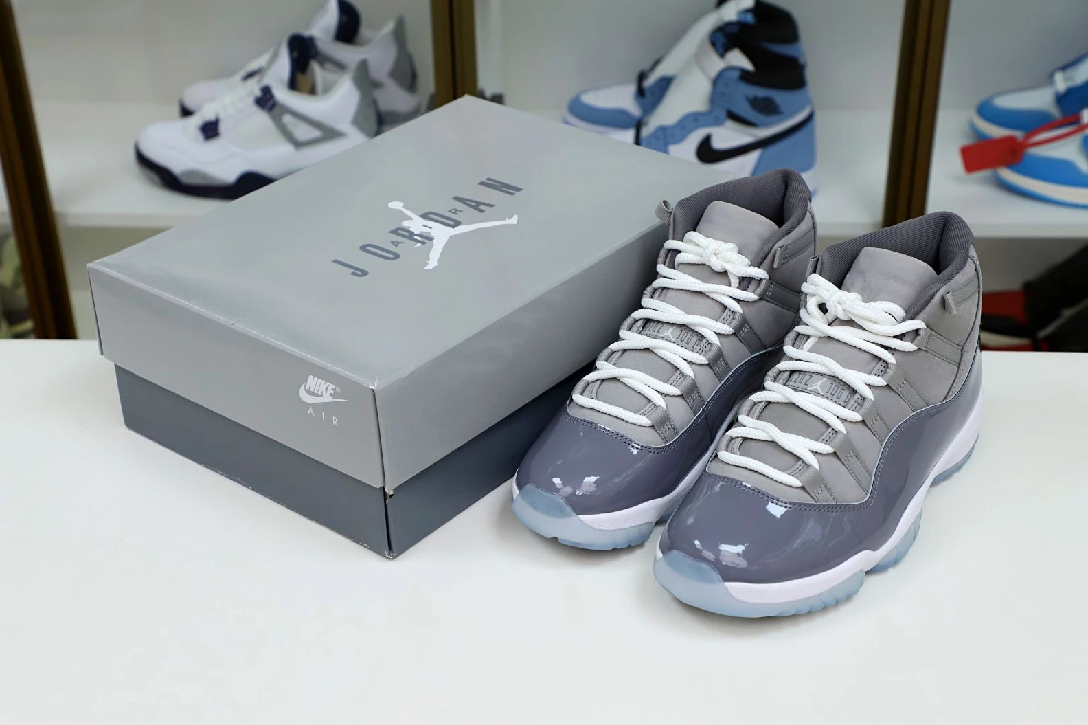 AllSeason Kimikick AIR JORDAN 11 RETRO 'COOL GREY' 1950