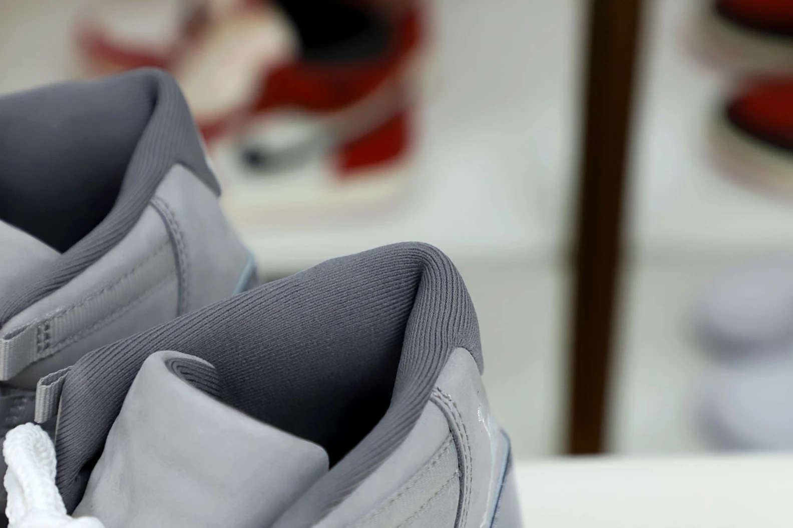 AllSeason Kimikick AIR JORDAN 11 RETRO 'COOL GREY' 1950