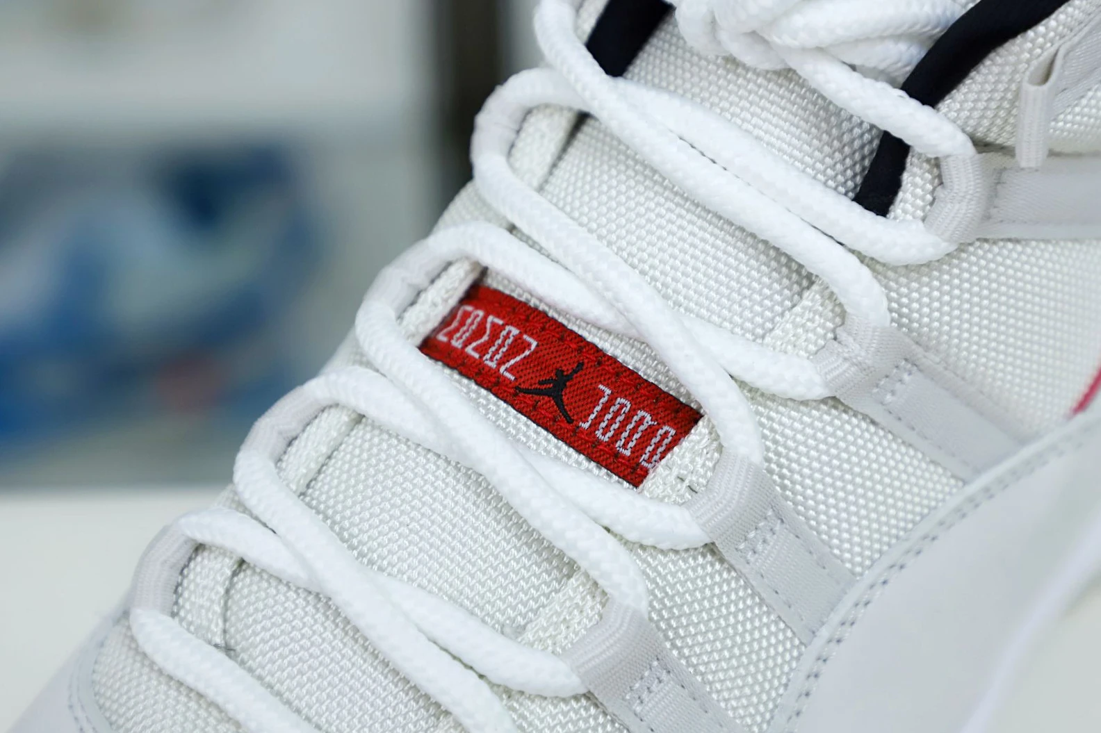 AllSeason Kimikick AIR JORDAN 11 XI RETRO PLATINUM TINT 2014