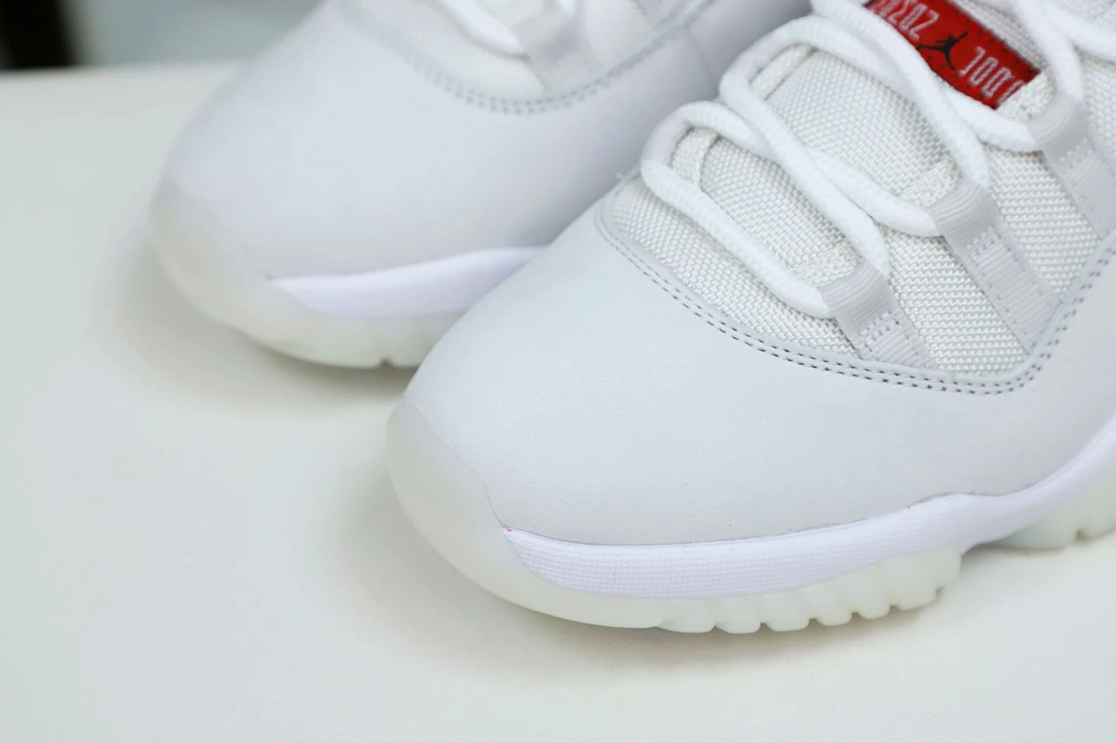 AllSeason Kimikick AIR JORDAN 11 XI RETRO PLATINUM TINT 2014