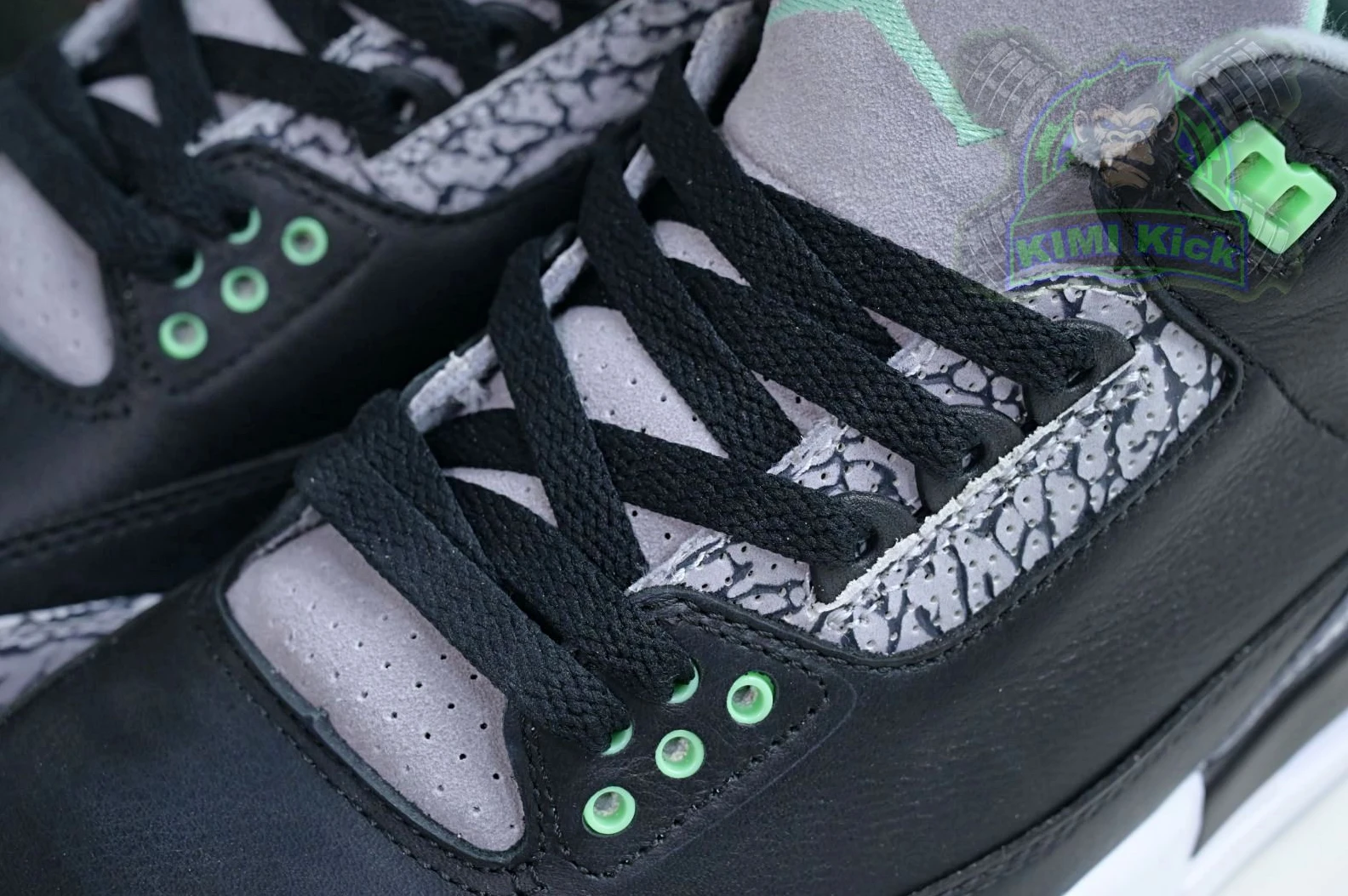 AllSeason Kimikick Air Jordan 3 Green Glow 1883