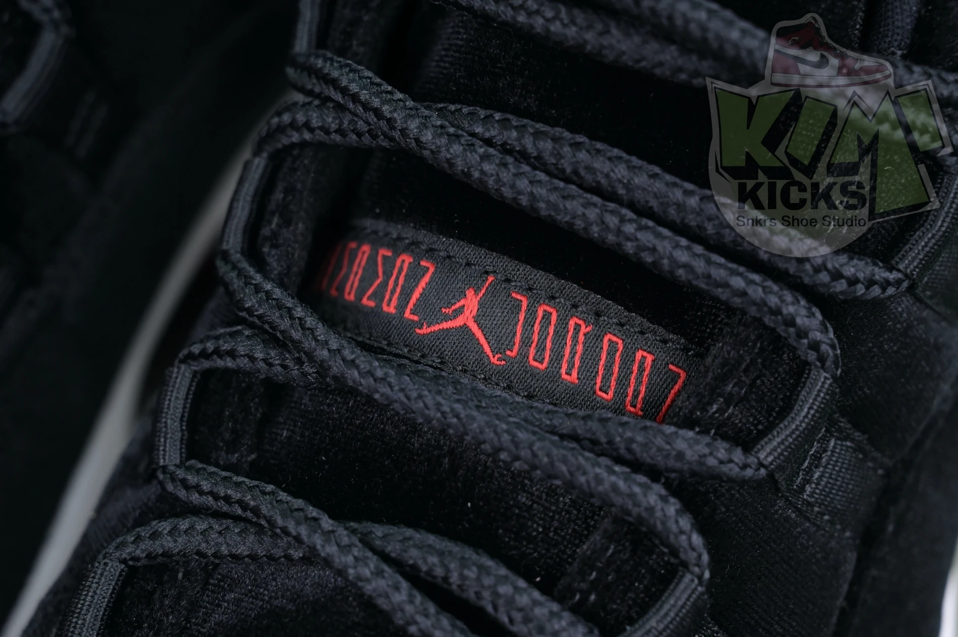AllSeason Kimikick Jordan Air Jordan 11 WMNS 1846