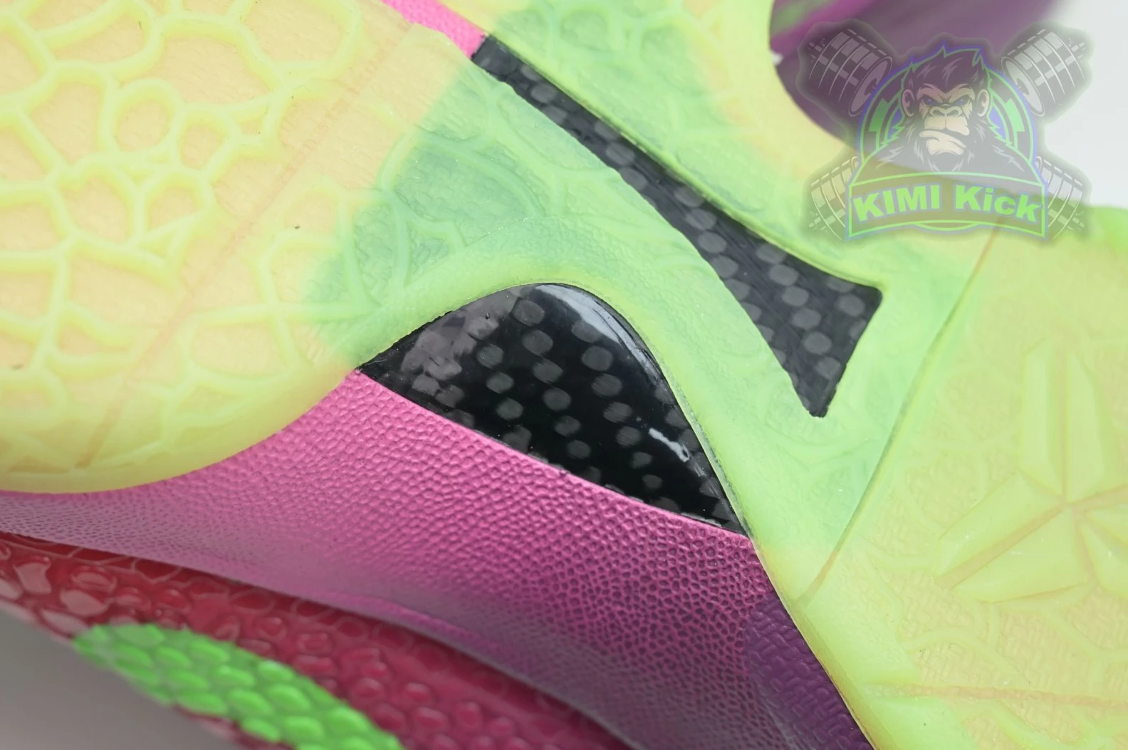 AllSeason Kimikick Nike Zoom Kobe 6 FTB 3413
