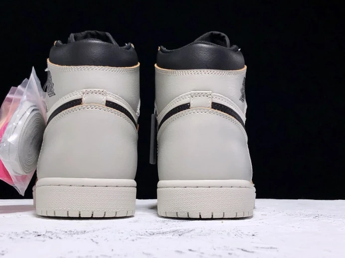 AllSeason Nike SB x Air Jordan 1 High OG Light Bone CD6578- 932