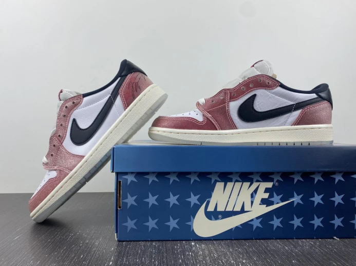 AllSeason TROPHY ROOM X AIR JORDAN 1 LOW OG 'RED BLACK' FN0432- 749