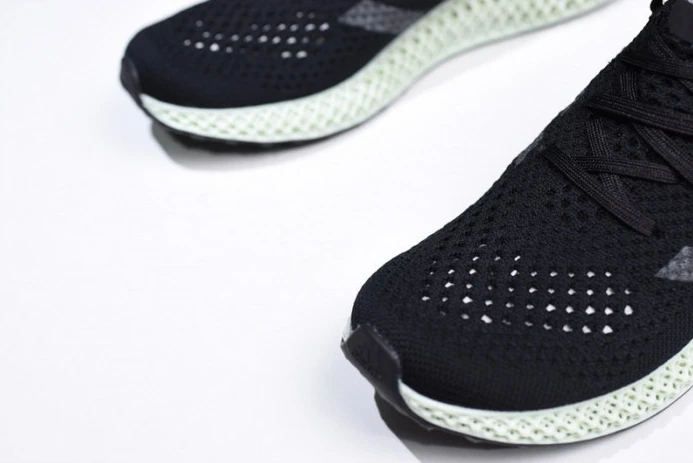 AllSeason ad*s futurecraft 4d black b 200