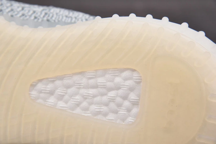 AllSeason ad*s yeezy boost 350 v2 cloud white reflective fw 227