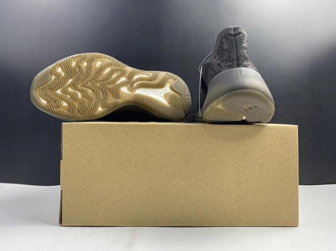 AllSeason ad*s yeezy boost 380 “onyx” fz 137