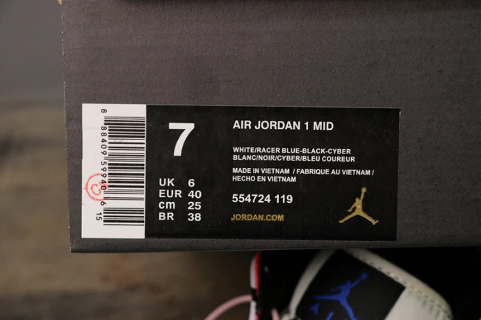 AllSeason air jordan 1 mid all-over logos 554724- 1289