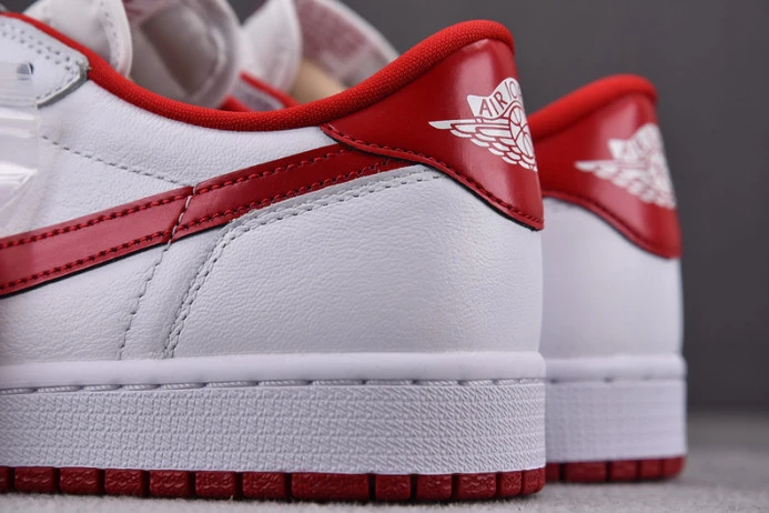 AllSeason air jordan 1 retro low white varsity red 705329- 1589