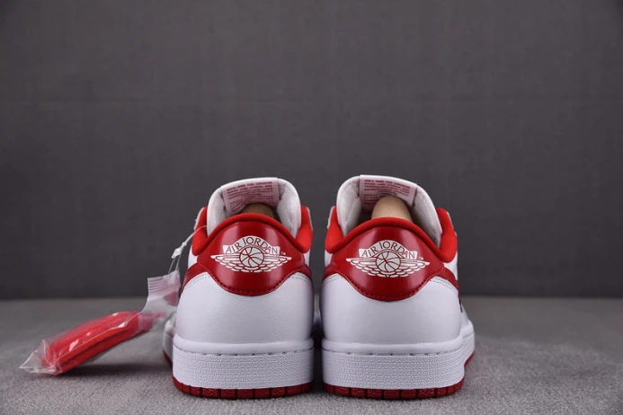 AllSeason air jordan 1 retro low white varsity red 705329- 1589