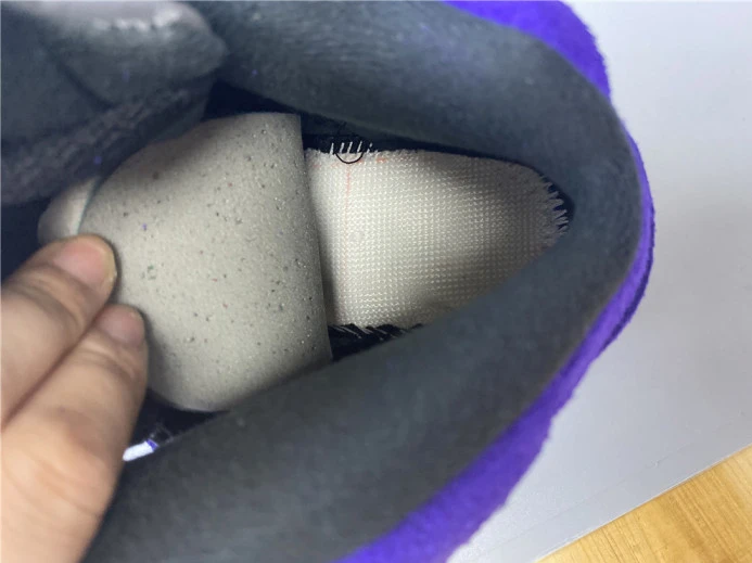 AllSeason air jordan 5 alternate grape 136027- 1837