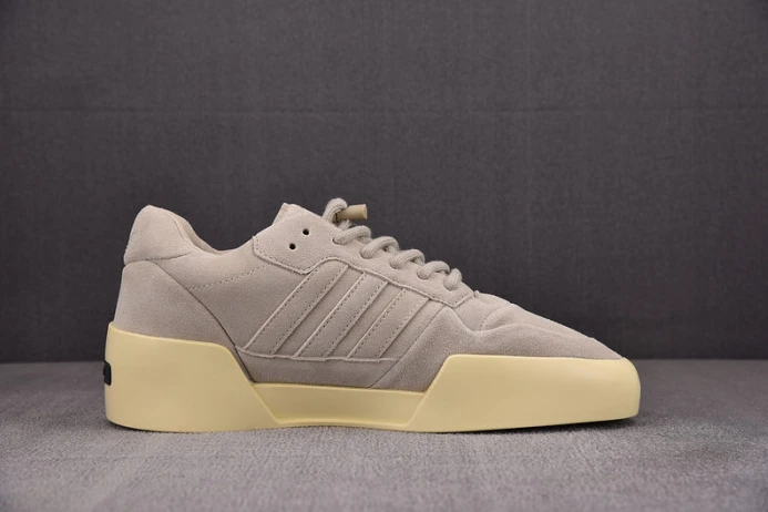 AllSeason fog x ad*s athletics 86 low brown grey if 290